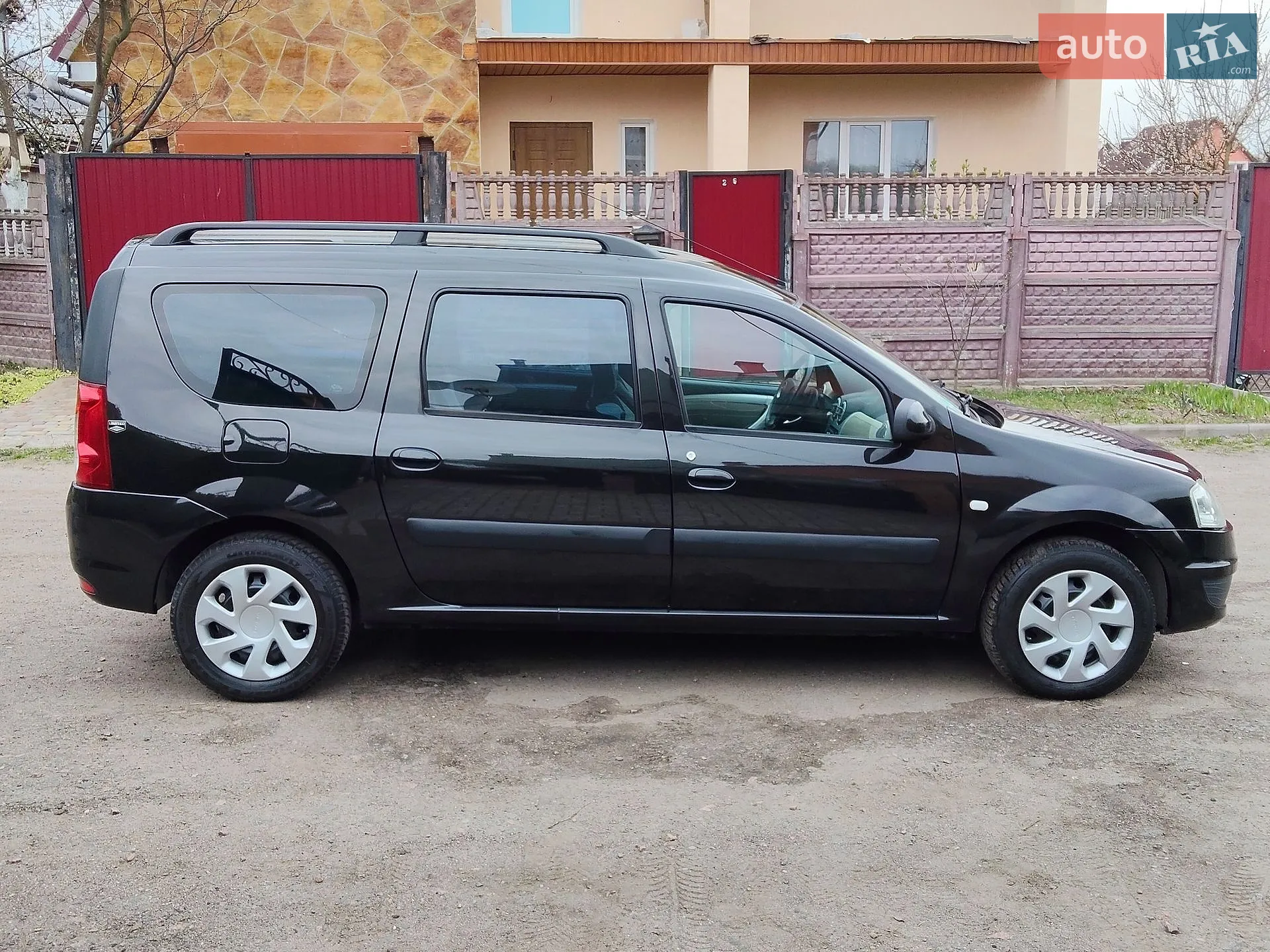 2010 Dacia Logan - мініатюра 11