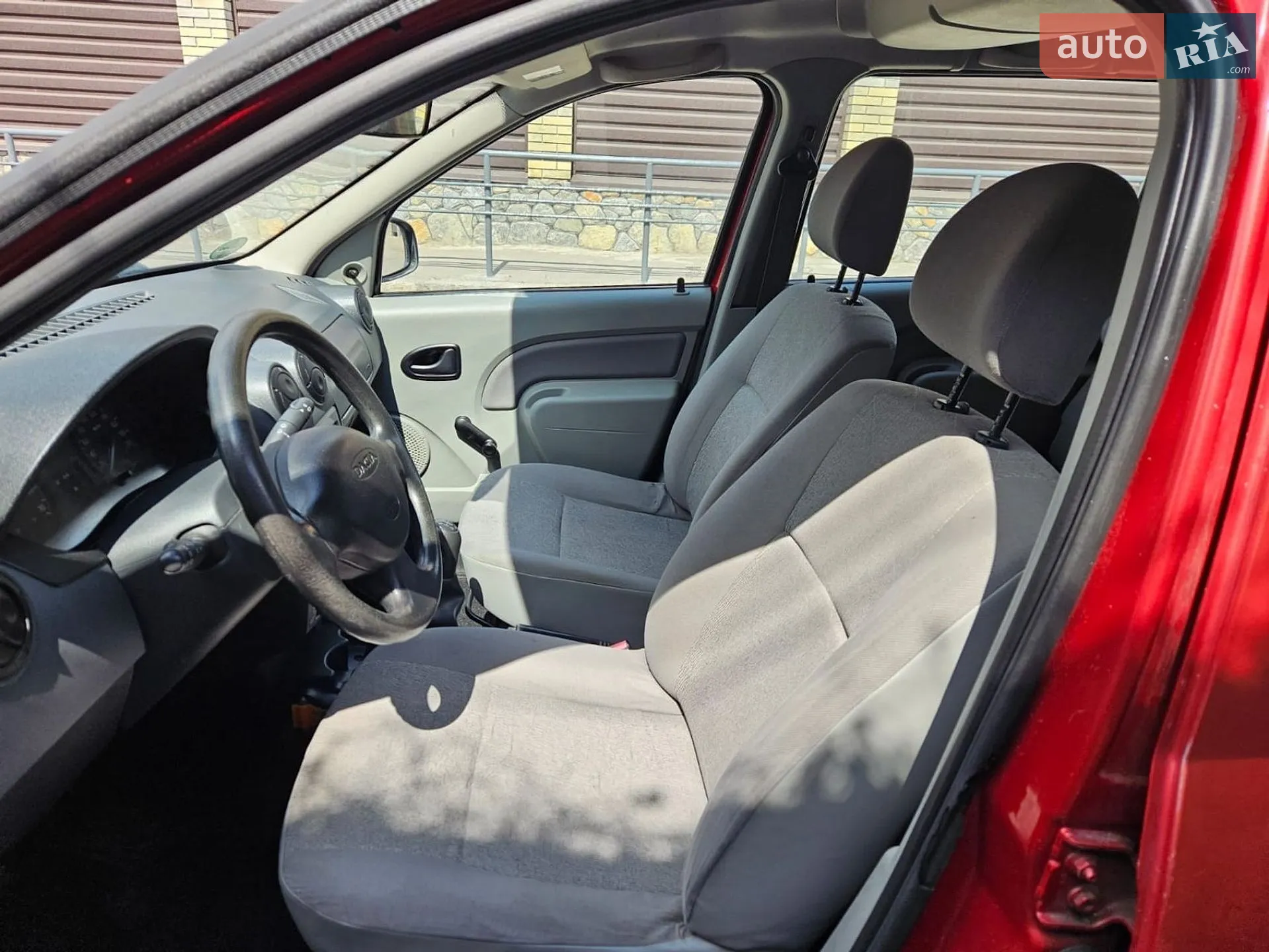 2011 Dacia Logan - мініатюра 11