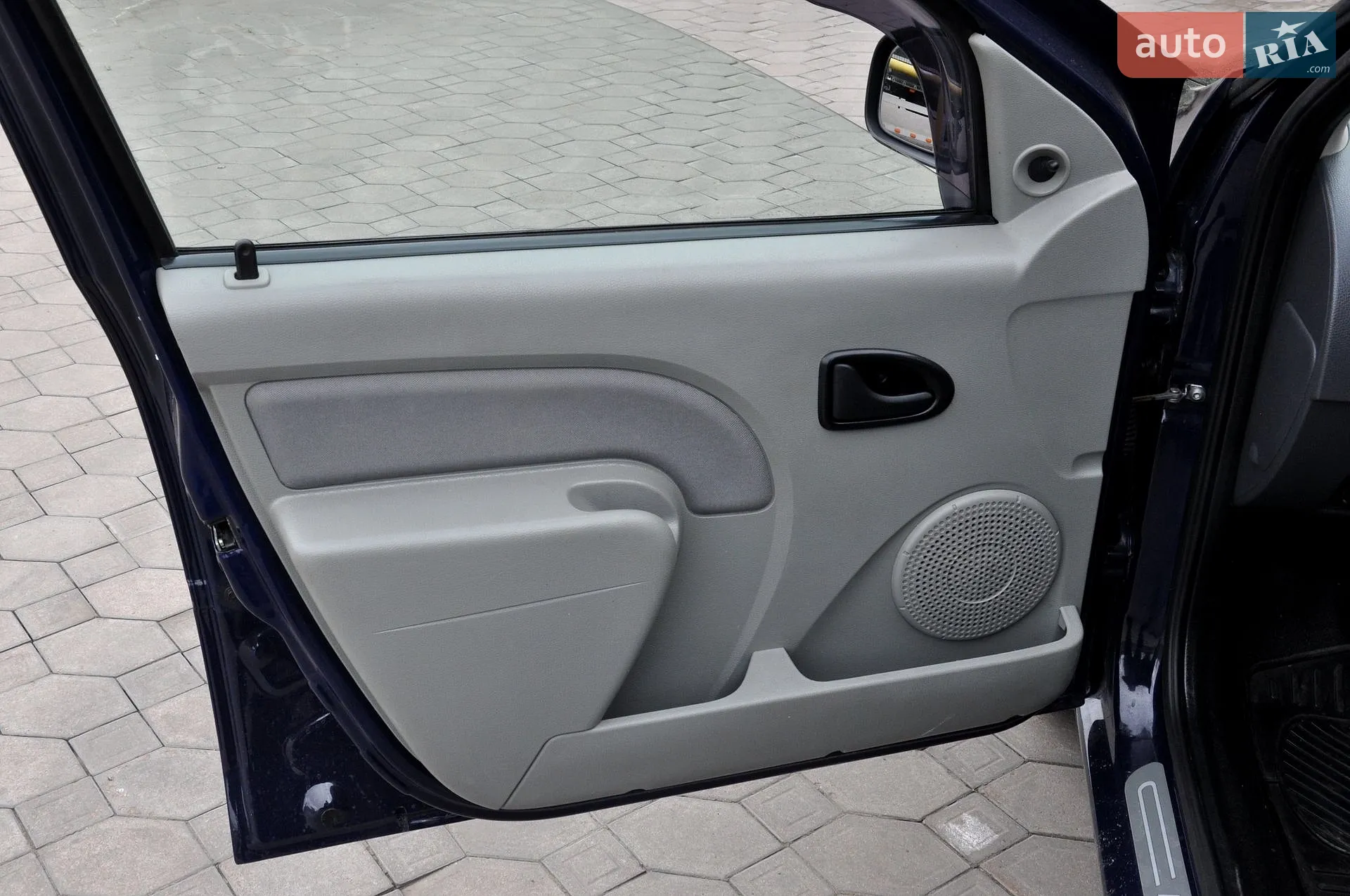 2010 Dacia Logan - мініатюра 16