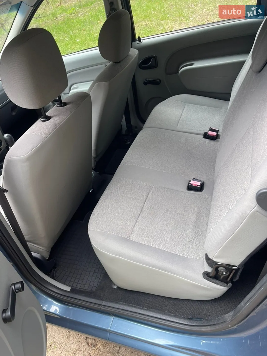 2010 Dacia Logan - мініатюра 13