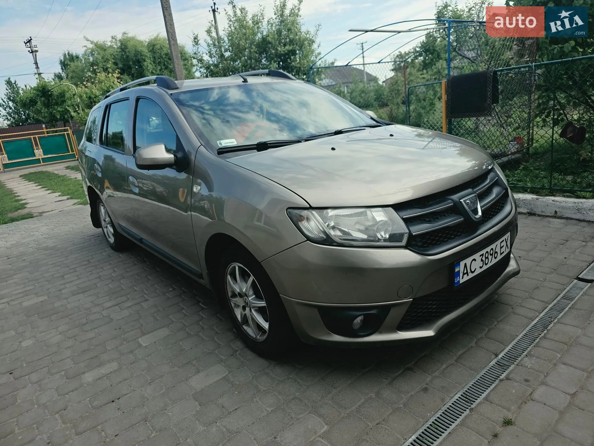 2013 Dacia Logan - мініатюра 2