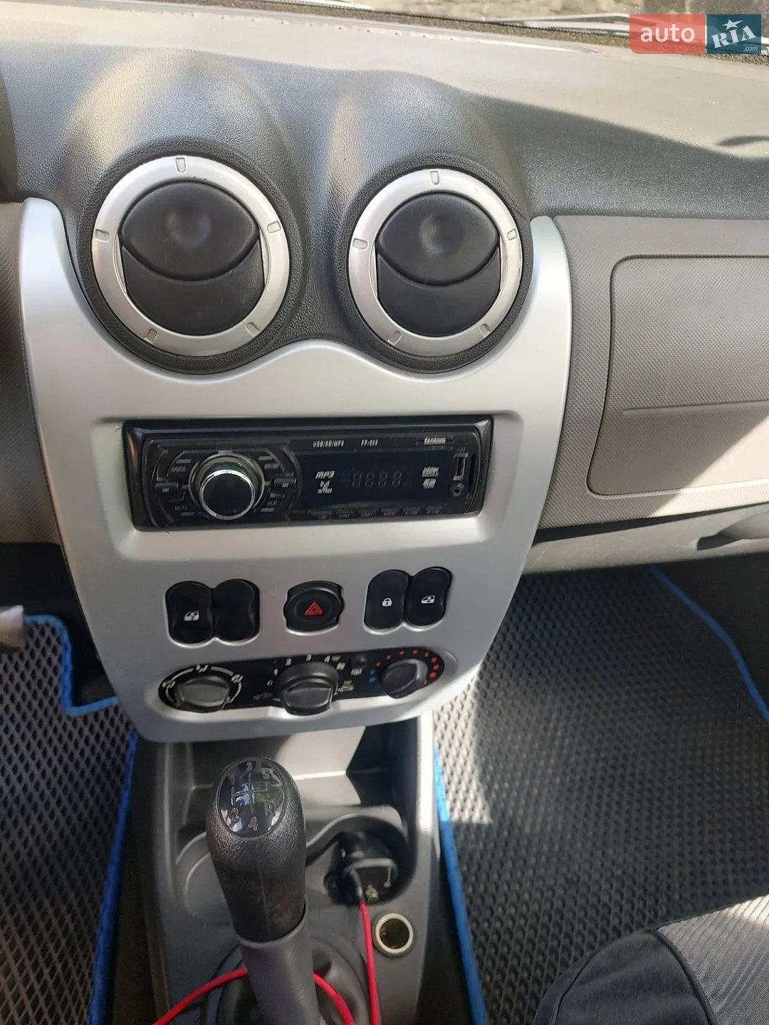 2012 Dacia Logan - мініатюра 8