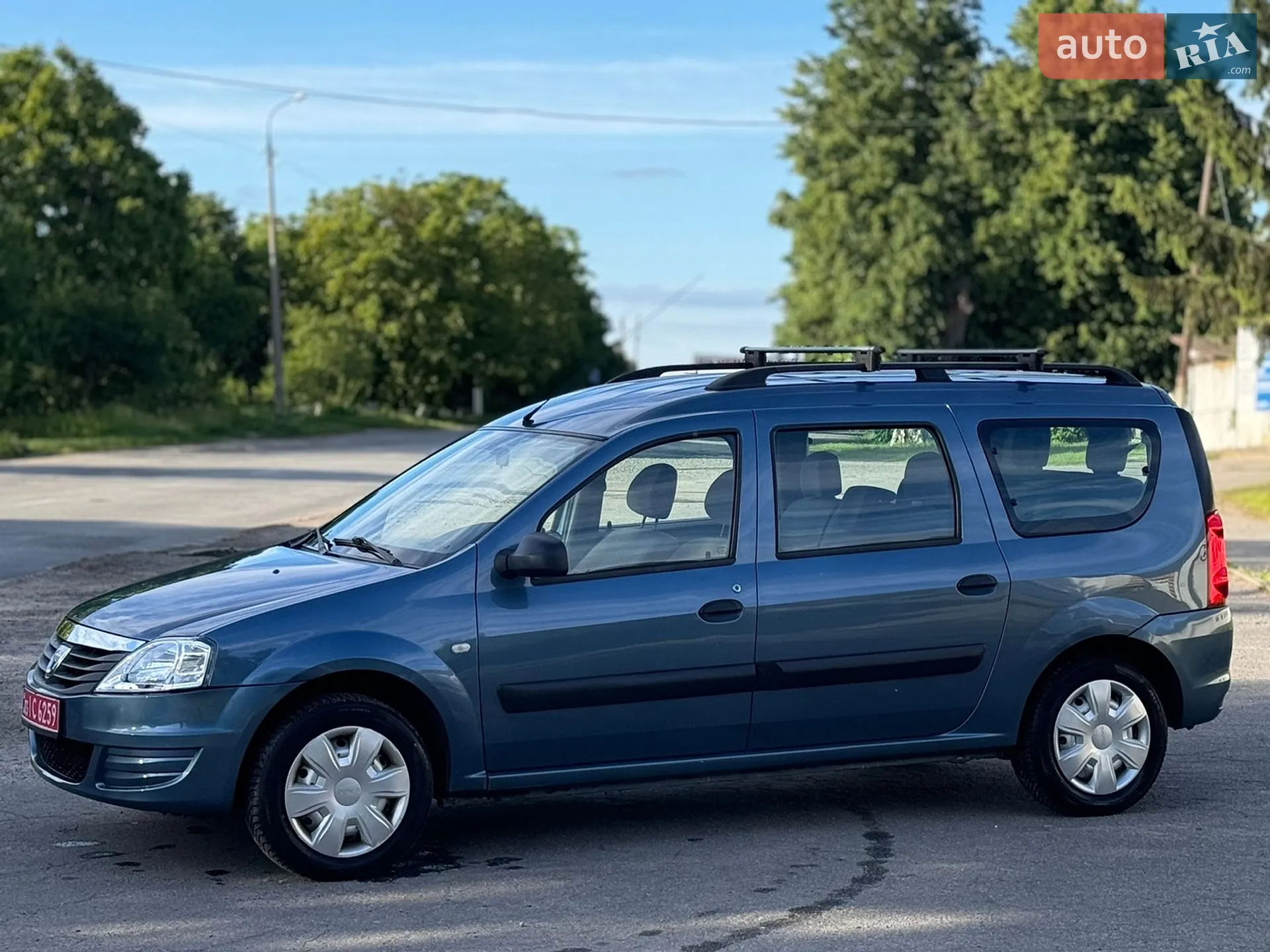 2010 Dacia Logan - мініатюра 12