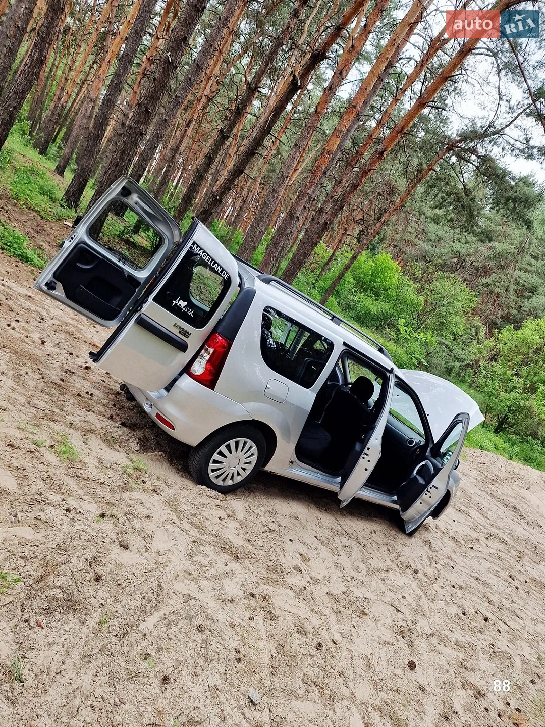 2010 Dacia Logan - мініатюра 128