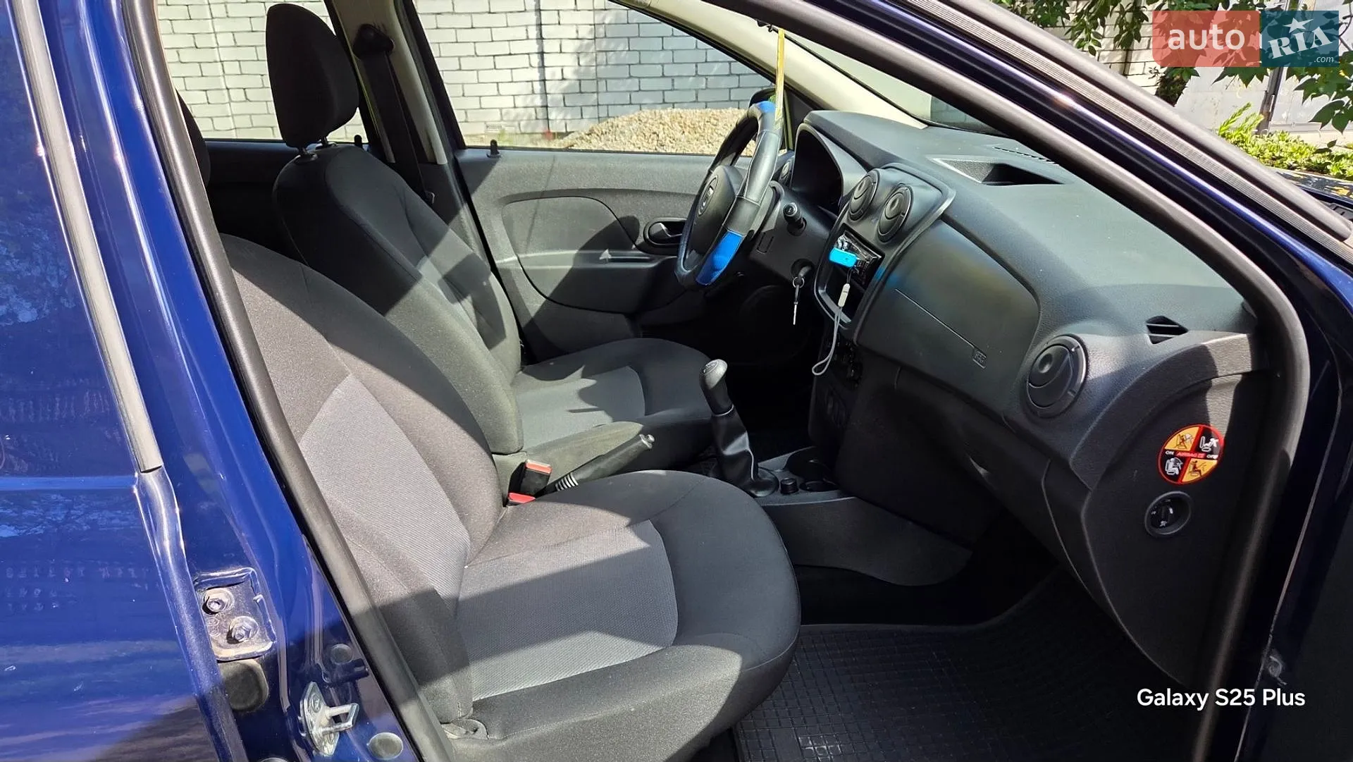 2015 Dacia Logan - мініатюра 13