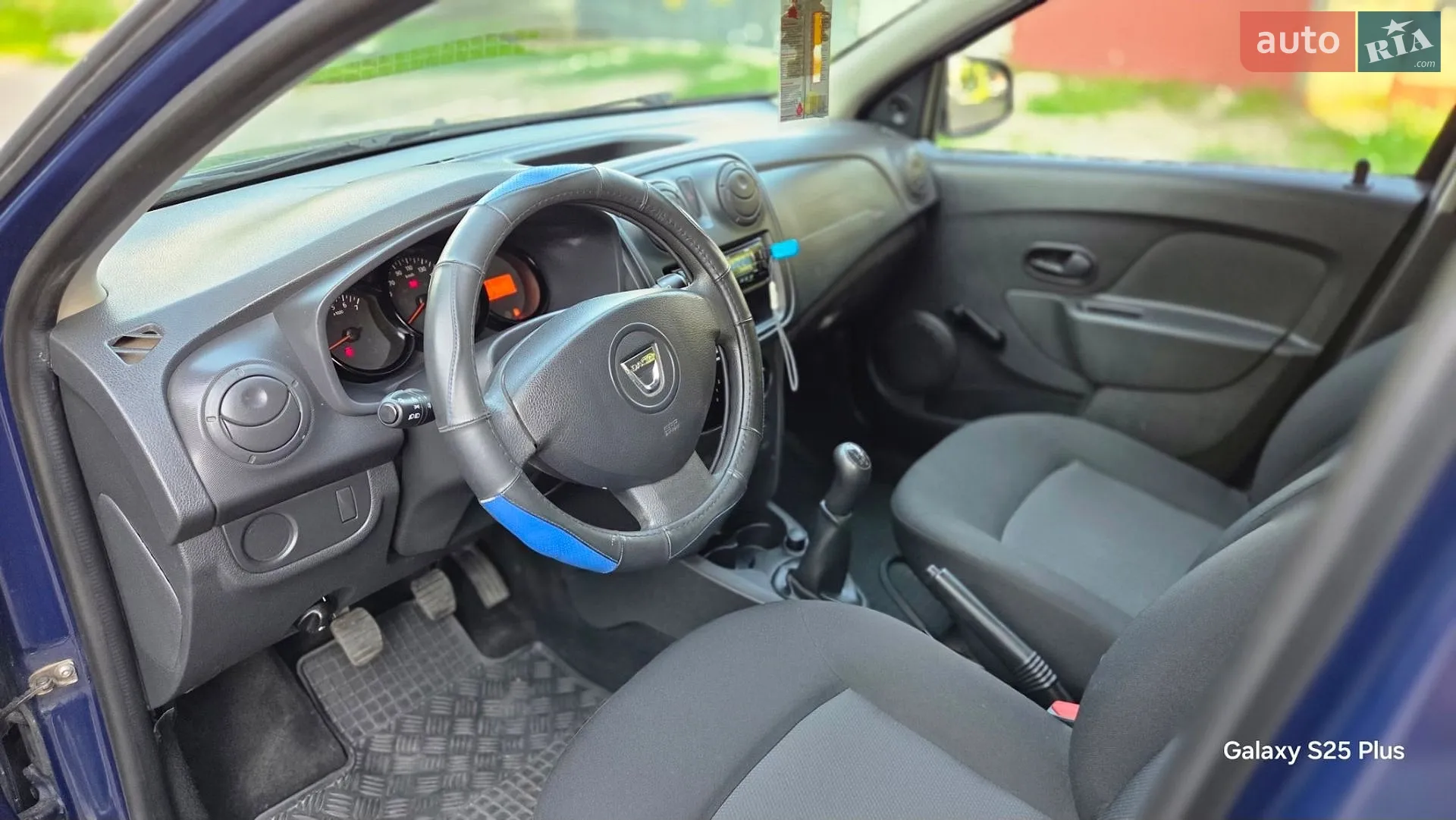 2015 Dacia Logan - мініатюра 15