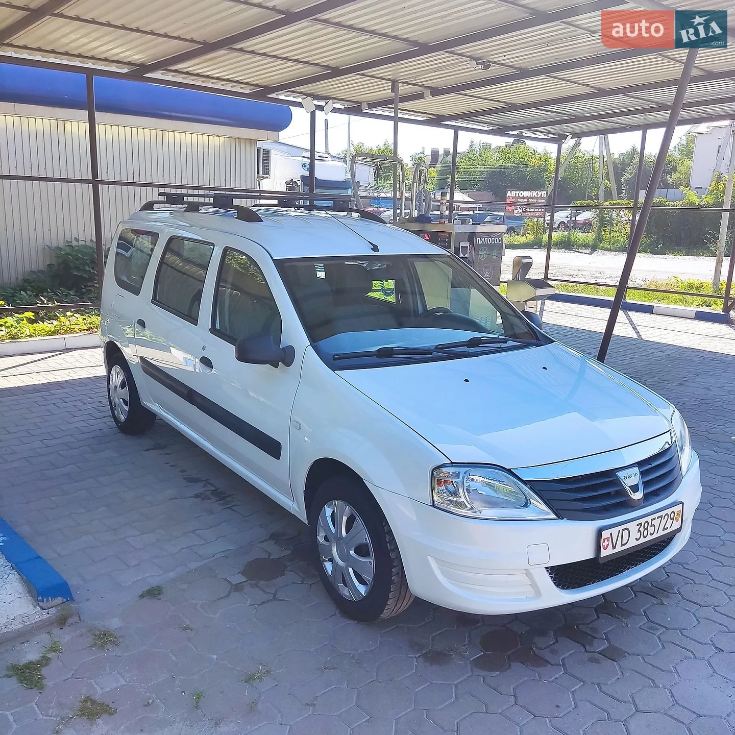 2011 Dacia Logan - мініатюра 8