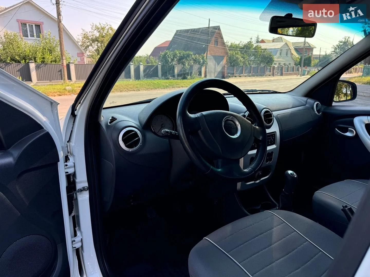 2011 Dacia Logan - мініатюра 29