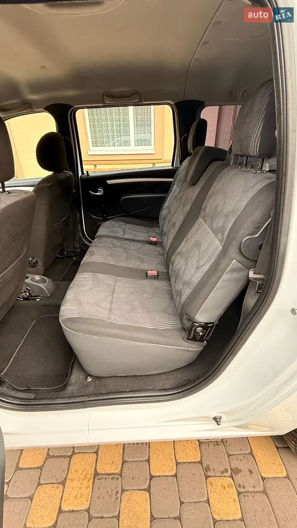 2010 Dacia Logan - мініатюра 26