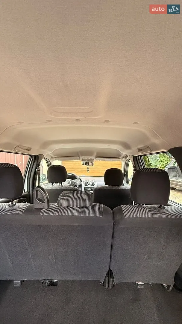 2010 Dacia Logan - мініатюра 35