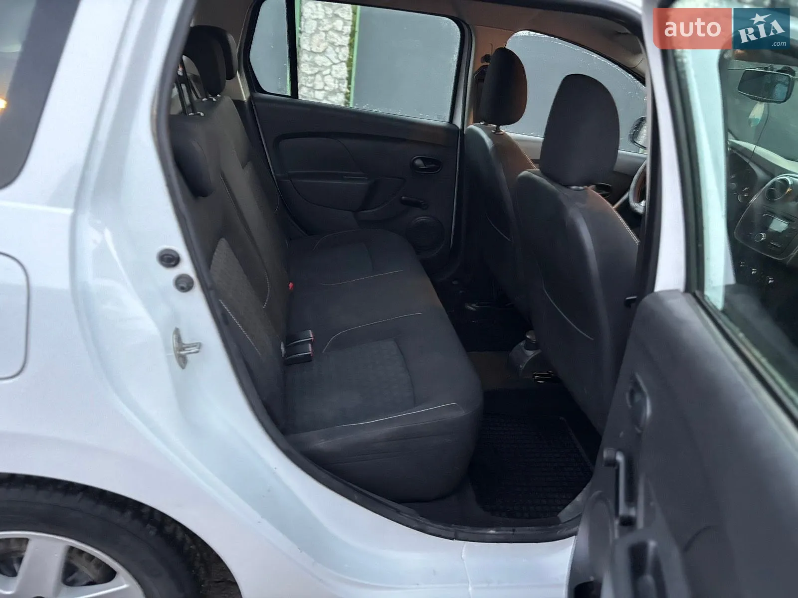 2014 Dacia Logan - мініатюра 4