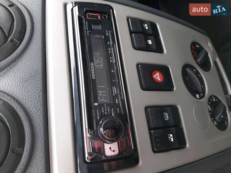 Седан Dacia Logan 2008 в Трускавці