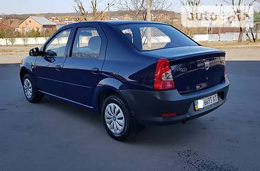 Седан Dacia Logan 2009 в 