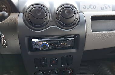 Седан Dacia Logan 2009 в 