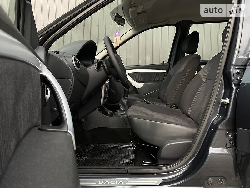 Универсал Dacia Logan 2009 в Дрогобыче