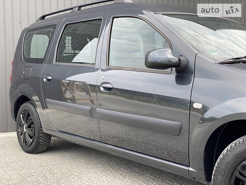 Универсал Dacia Logan 2009 в Дрогобыче
