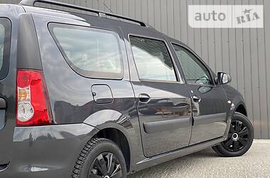 Универсал Dacia Logan 2009 в 