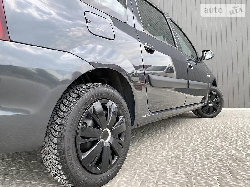 Универсал Dacia Logan 2009 в Дрогобыче