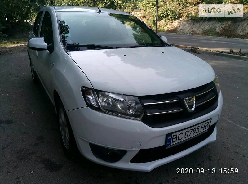 Седан Dacia Logan 2016 в Львове