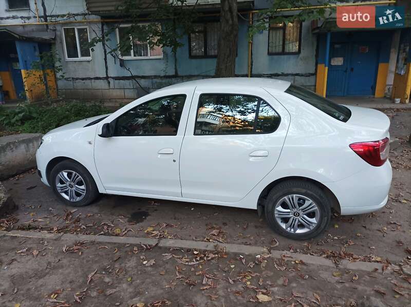 Седан Dacia Logan 2013 в Кропивницькому