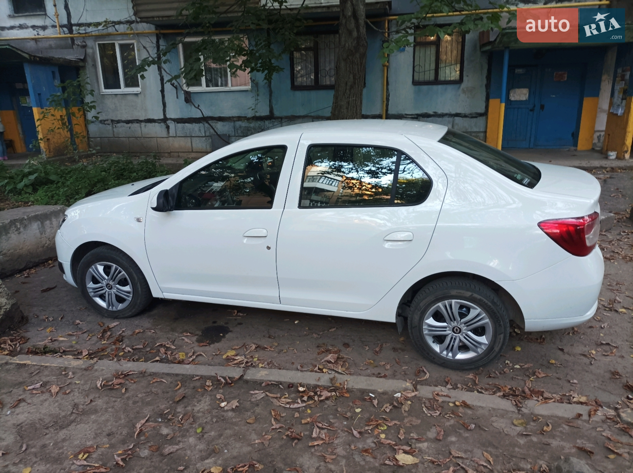 2012 Dacia Logan - мініатюра 13