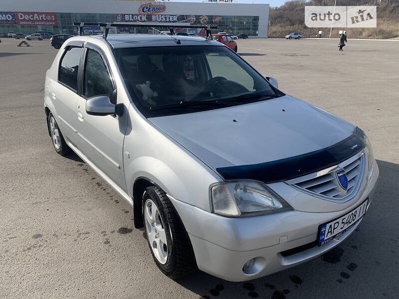 Седан Dacia Logan 2007 в Черновцах