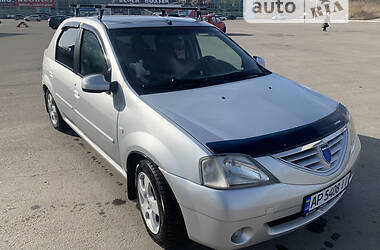 Седан Dacia Logan 2007 в Черновцах