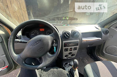 Седан Dacia Logan 2007 в Запорожье