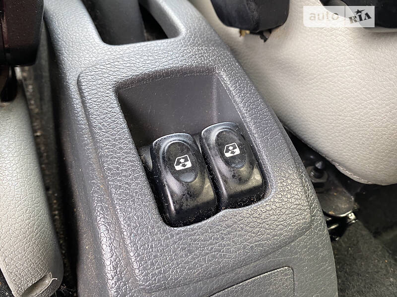 Мінівен Dacia Logan 2007 в Одесі