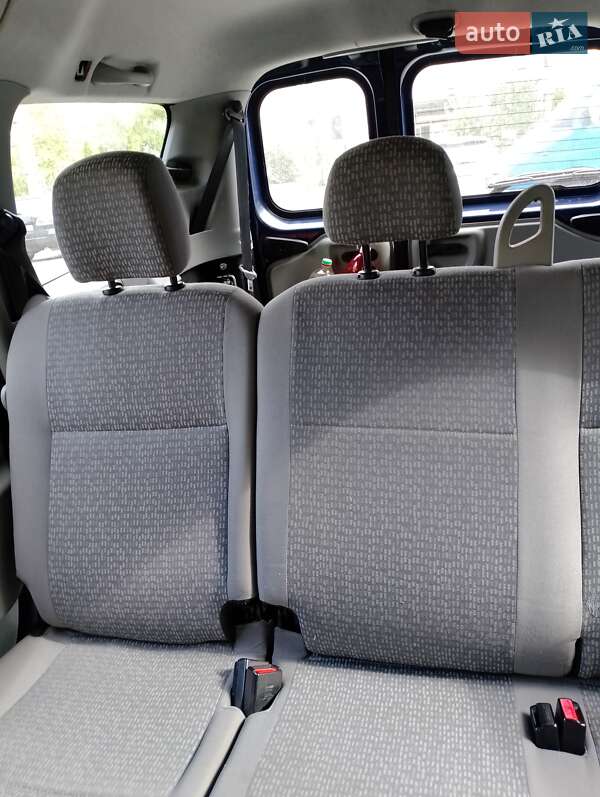 Седан Dacia Logan 2007 в Сваляве