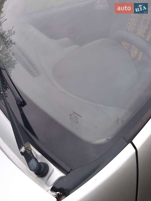 Седан Dacia Logan 2006 в Сколе фото 17 Седан Dacia Logan 2006 в Сколе