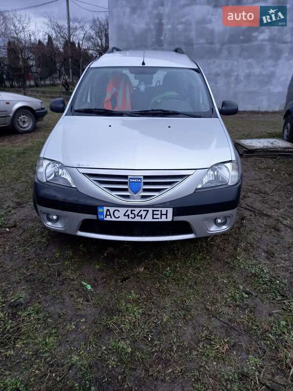 Универсал Dacia Logan 2008 в Ровно