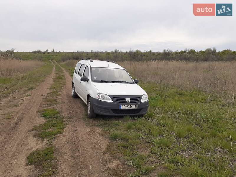 Универсал Dacia Logan 2009 в Запорожье