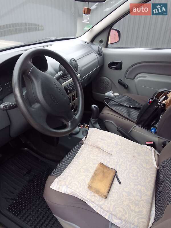 Універсал Dacia Logan 2009 в Житомирі