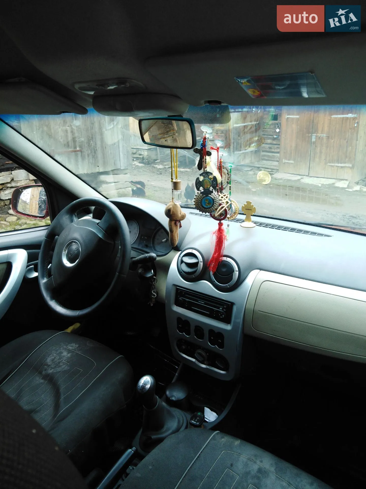 2011 Dacia Logan - мініатюра 13