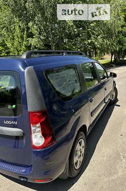 Седан Dacia Logan 2012 в 