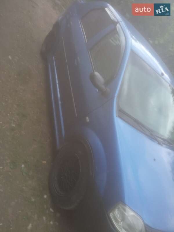 Седан Dacia Logan 2005 в Хусті