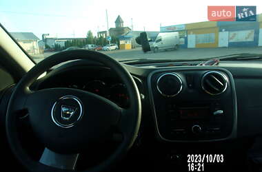 Седан Dacia Logan 2013 в Житомире