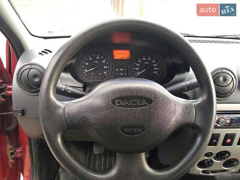 Седан Dacia Logan 2007 в Тернополі