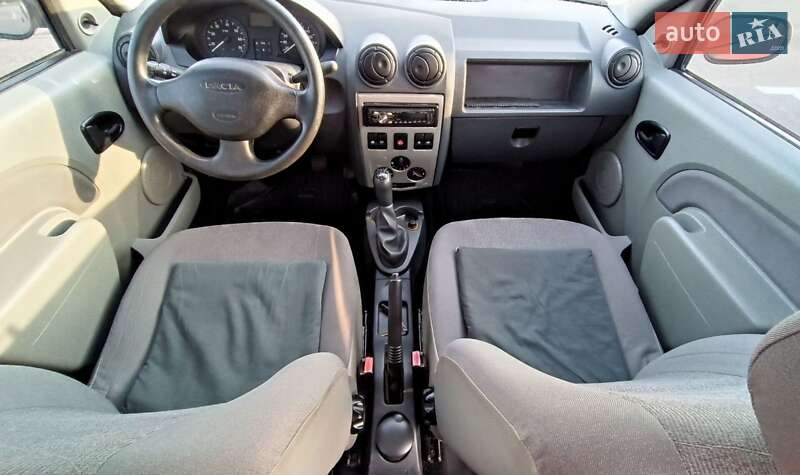 Седан Dacia Logan 2008 в Ужгороде