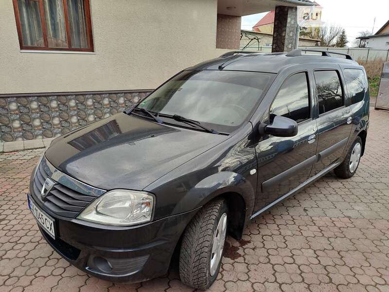 Седан Dacia Logan 2011 в Кам'янець-Подільському