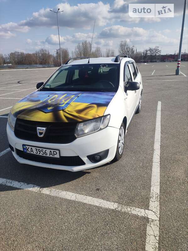 Седан Dacia Logan 2016 в Киеве