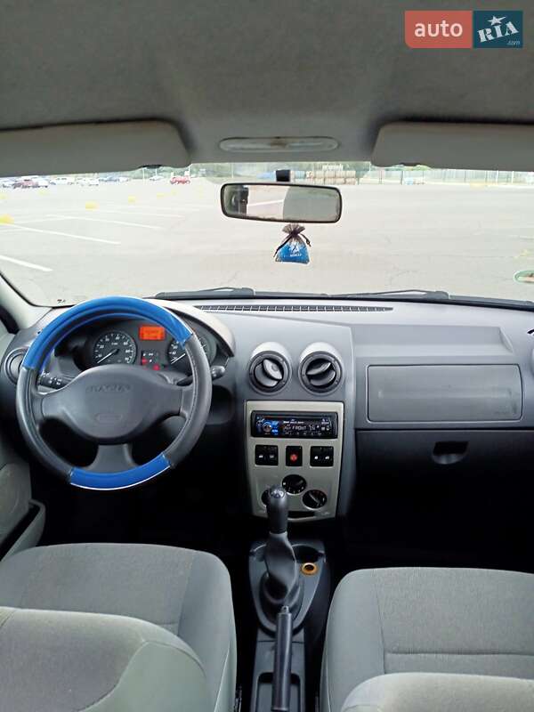 Седан Dacia Logan 2008 в Одессе фото 3 Седан Dacia Logan 2008 в Одессе