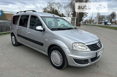 Седан Dacia Logan 2011 в Хмельницком