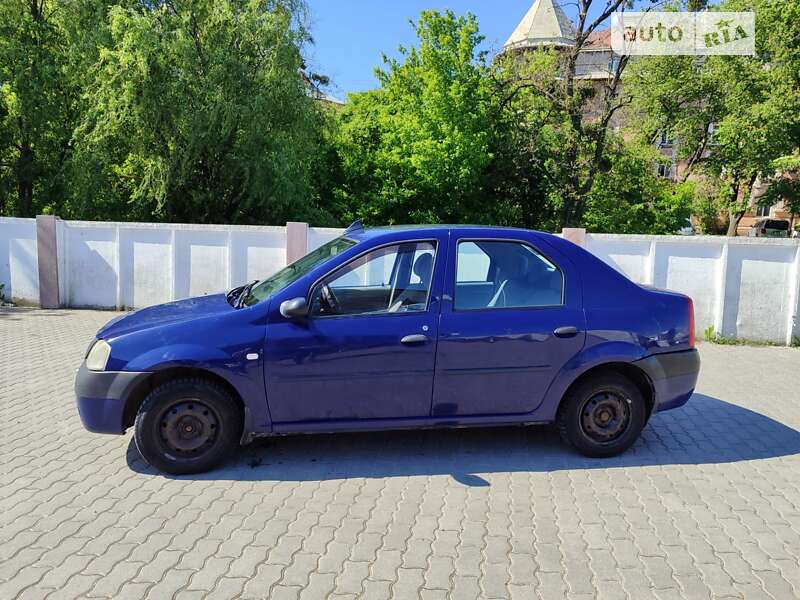 Седан Dacia Logan 2008 в Черновцах