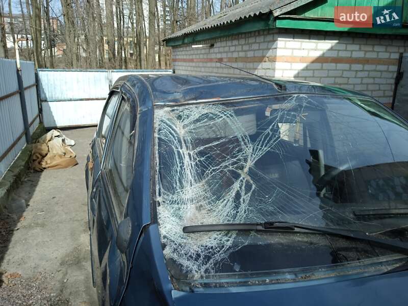 Седан Dacia Logan 2007 в Коростене