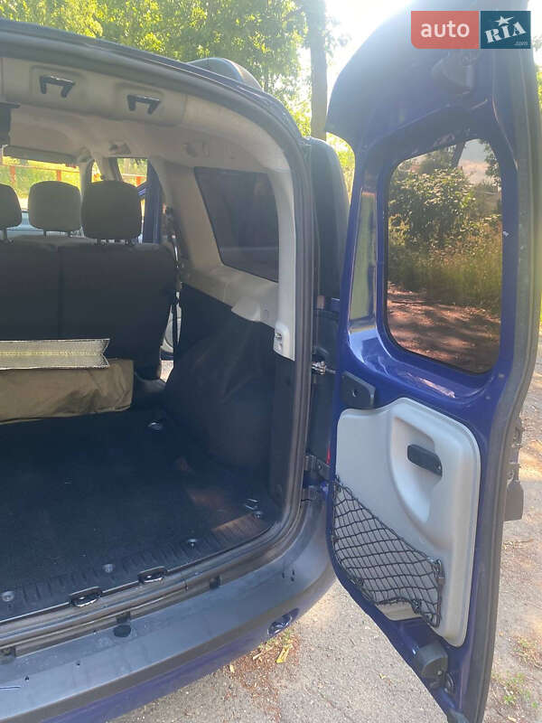 Седан Dacia Logan 2007 в Звенигородці