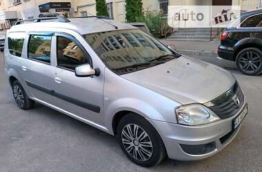 Седан Dacia Logan 2009 в Києві