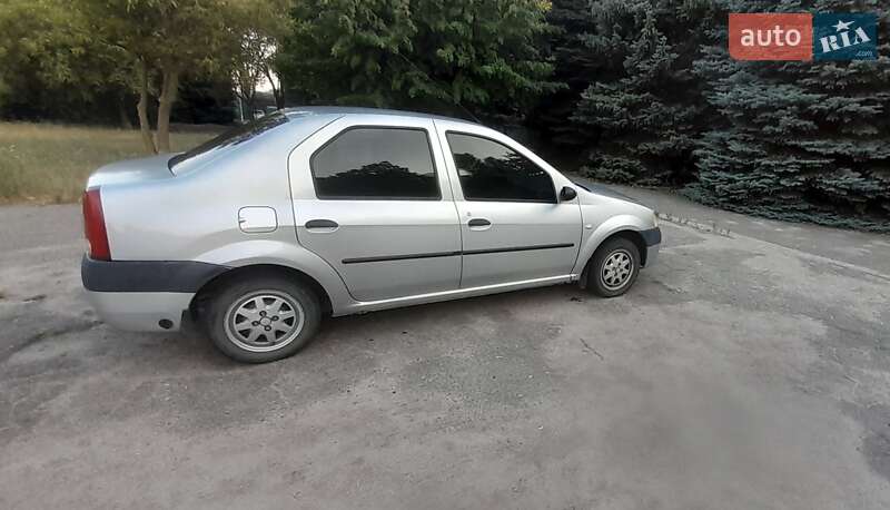 Седан Dacia Logan 2007 в Запоріжжі