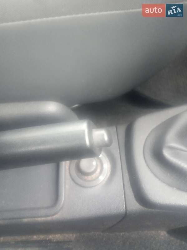 Универсал Dacia Logan 2008 в Пирятине